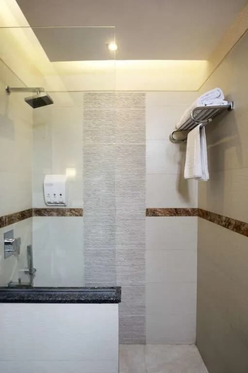 Stallen Suites Nehru Place - photo 8