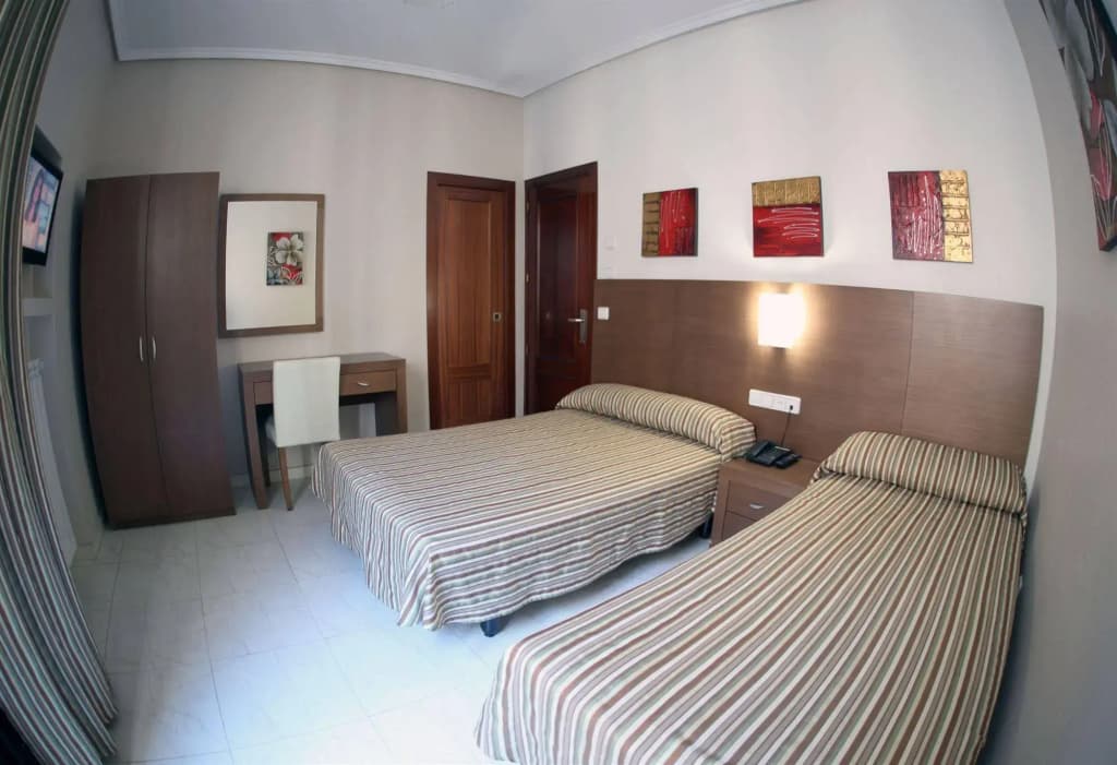 Hostal Atocha Almudena Martin - photo 13