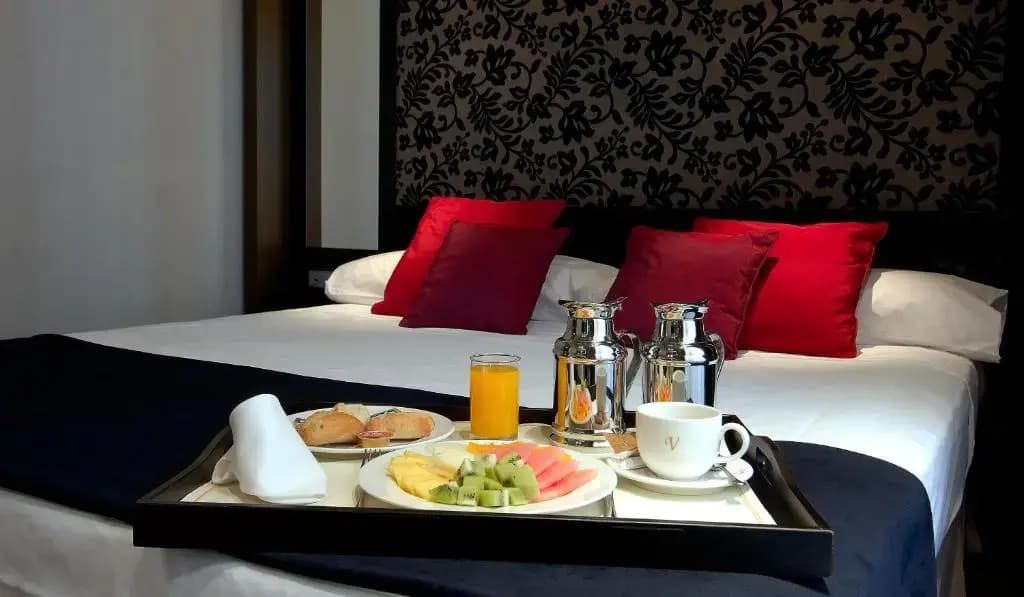 Vincci Soho Hotel - photo 11