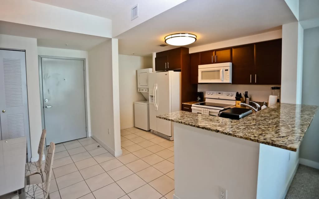 Nuovo Properties at Brickell 1st - photo 27