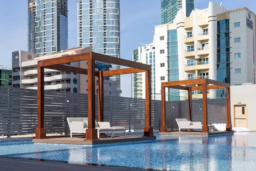 Refined Studio Apartment in Dubai Marina - photo 9