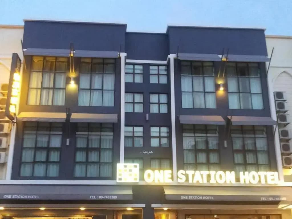 One Station Hotel - main photo