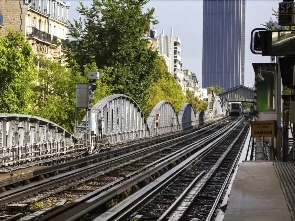 Cambronne Tour Eiffel - photo 8