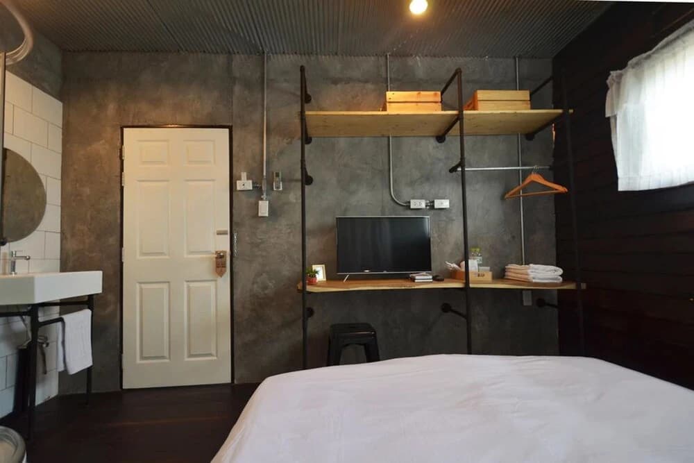 Once Cafe and Hostel - photo 10