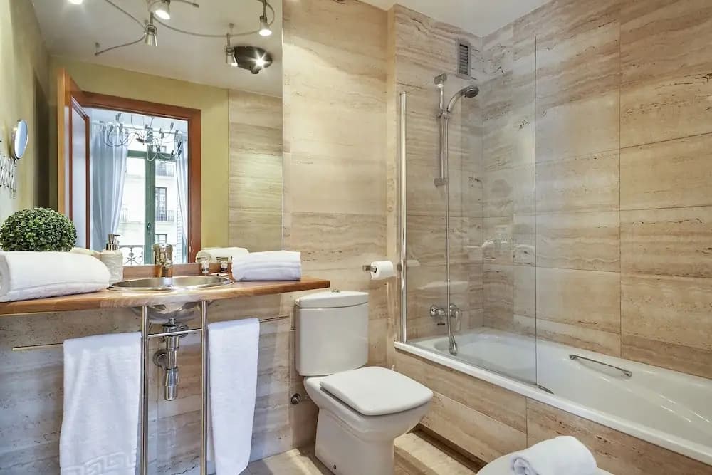 Uma Suites Luxury Downtown - photo 8