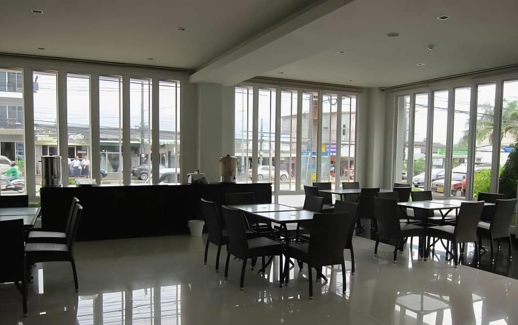 The White Pearl Hotel - photo 17