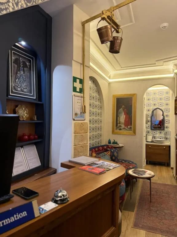 Oasis Inn Budapest - photo 14