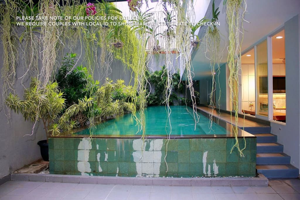ZEN Rooms Patra Kuningan Syariah - photo 12