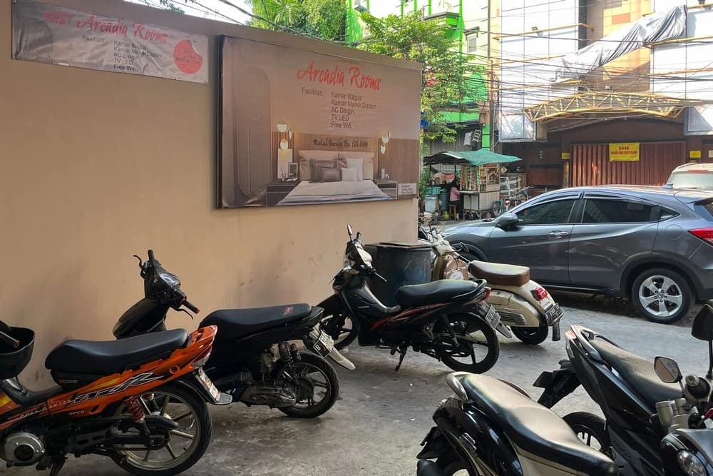 Arcadia Rooms Mangga Besar RedPartner - photo 16