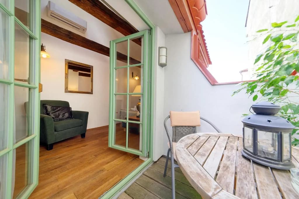 Nobles Apartments - photo 7