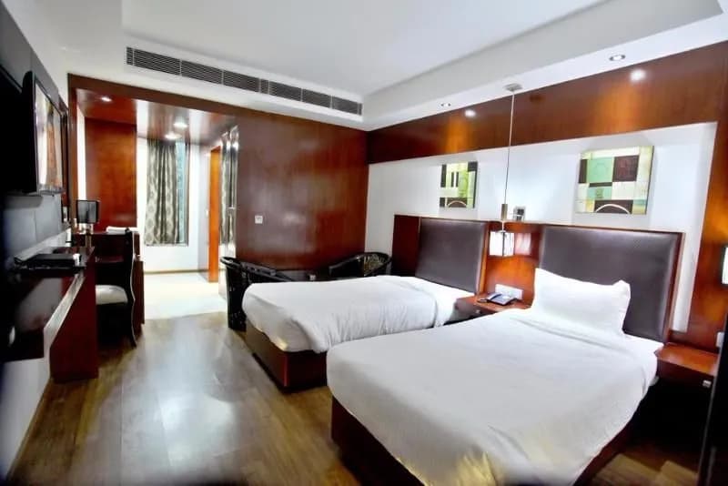 Hotel Shuhul Continental - photo 3