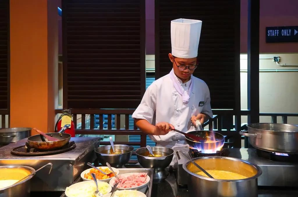 Courtyard by Marriott Phuket, Patong Beach Resort - photo 35