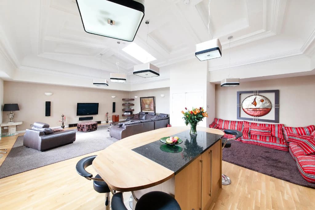 Burnets Apartments - photo 10