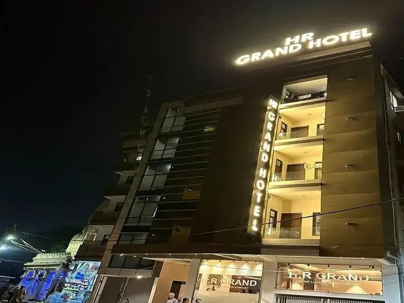 HR Grand Hotel - photo 24