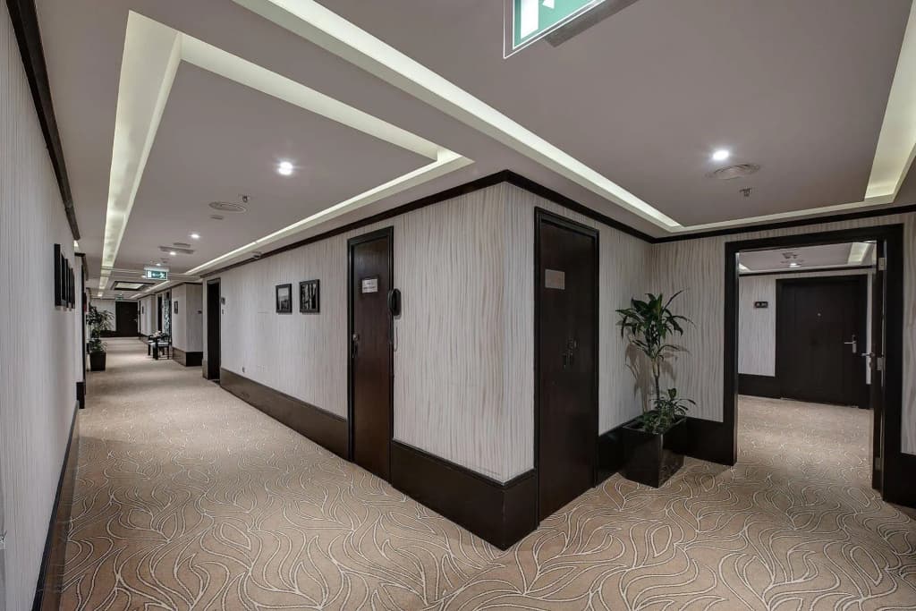 Pavilion Palace Hotel - photo 3