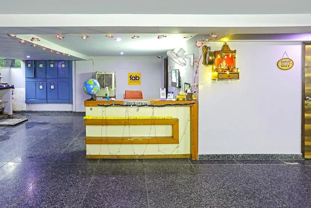 Fabhotel White House Bnb - photo 11
