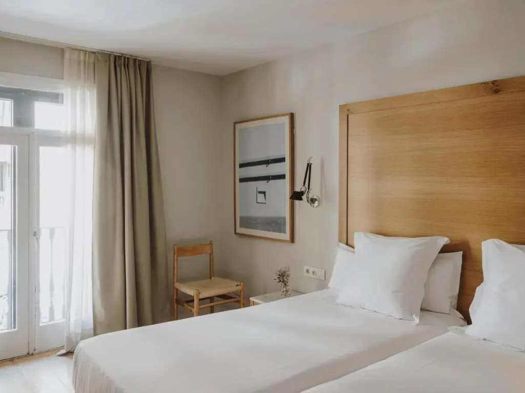 Hotel Regina Barcelona - photo 43