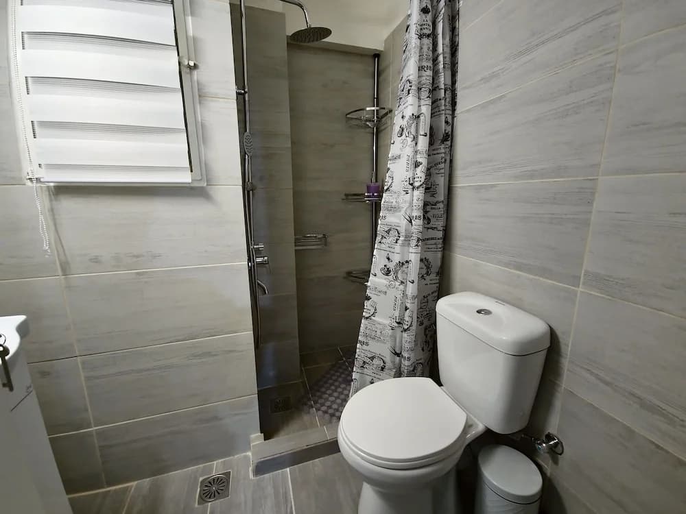 Helen's Place - photo 8
