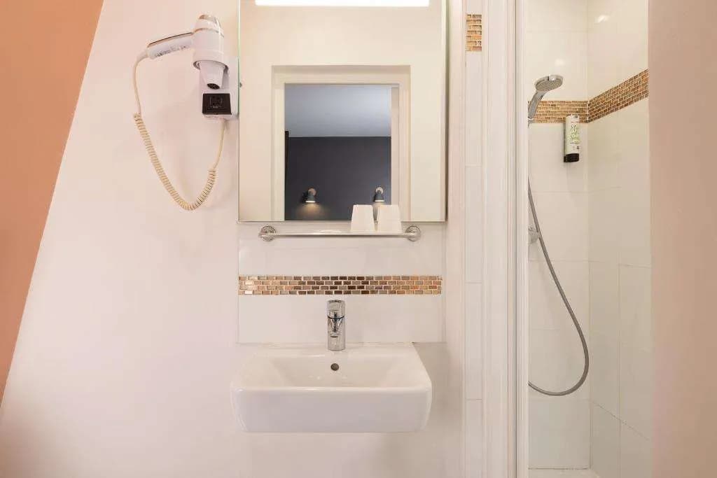 Hôtel Paris Legendre - photo 18