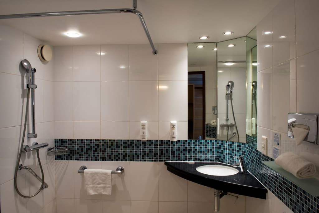 Holiday Inn Express Paris-Canal de la Villette by IHG - photo 45