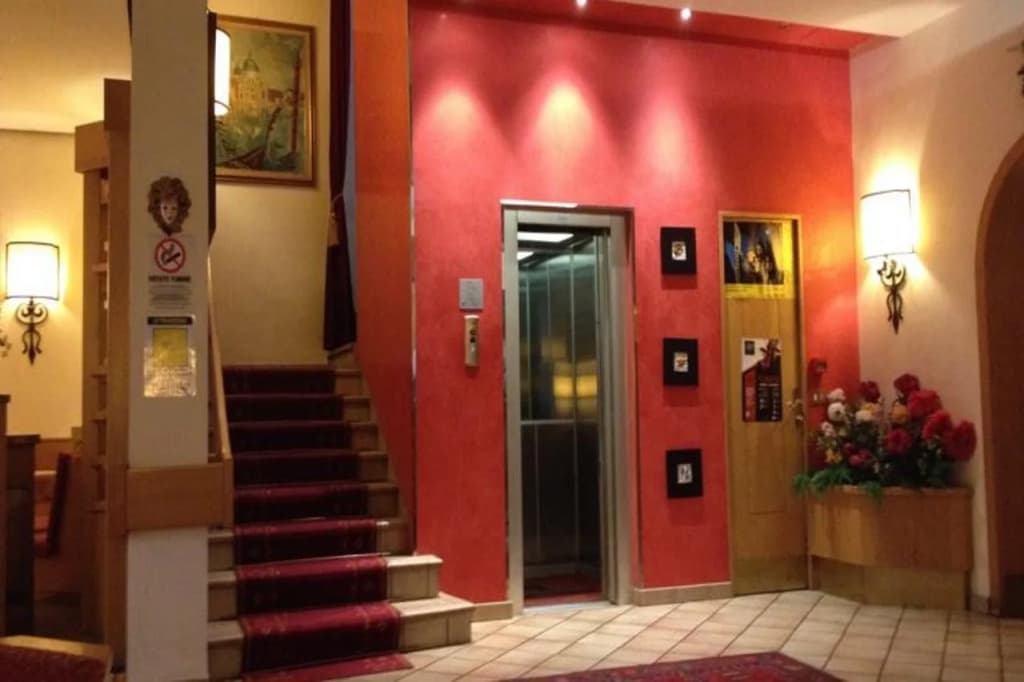 Camelia Rooms Venice Guesthouse - photo 15