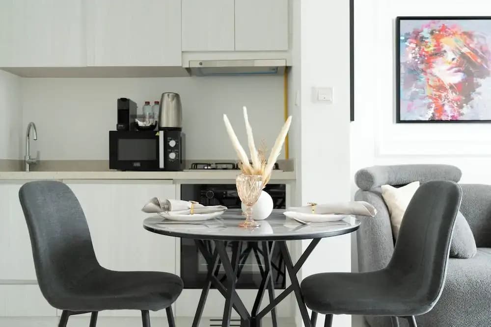 KeyRock - Modern 1BR in Zada with Pool - photo 16