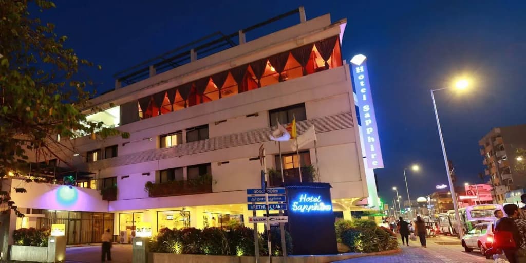 Hotel Sapphire - photo 1