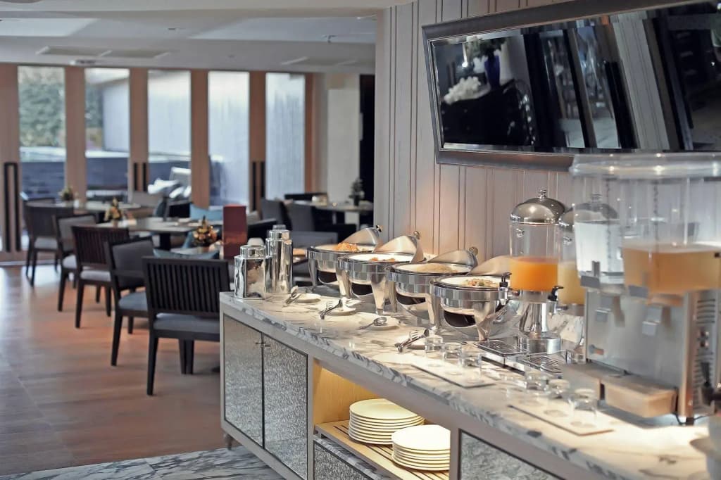Arcadia Suites Bangkok - photo 28