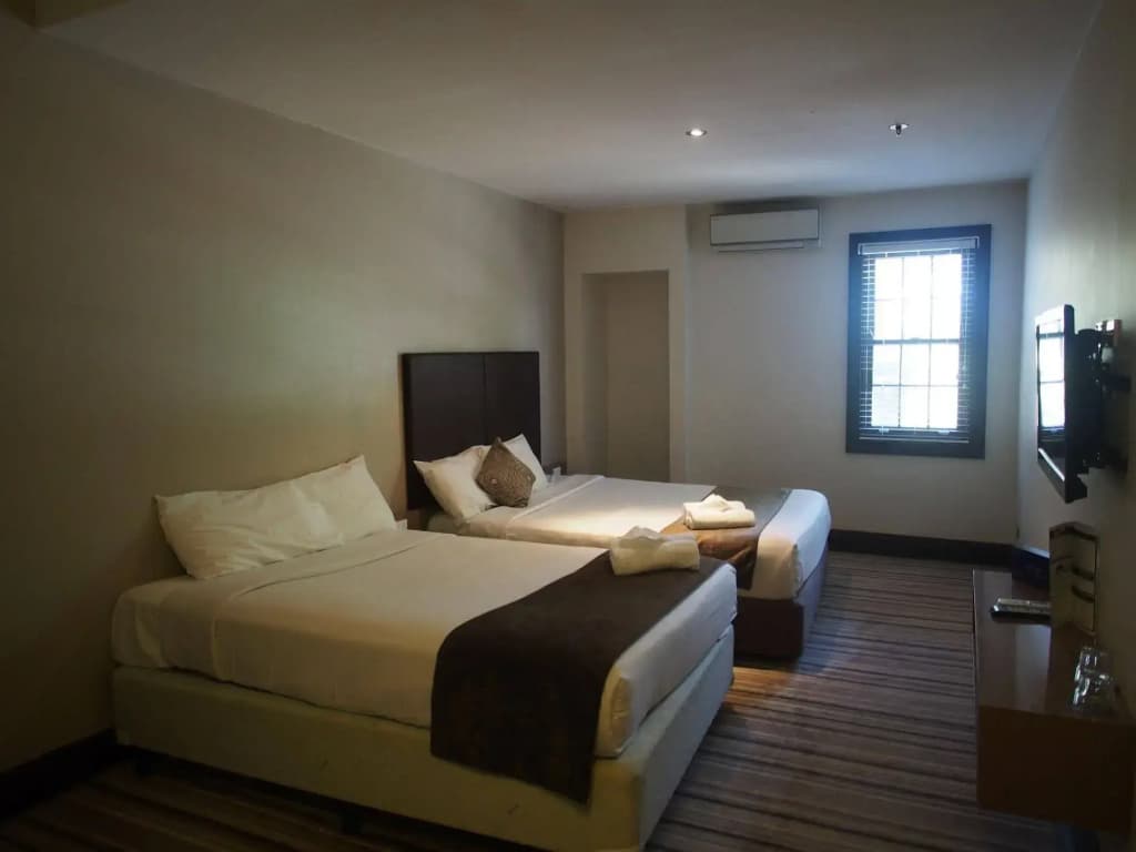 Southern Cross Hotel - photo 3