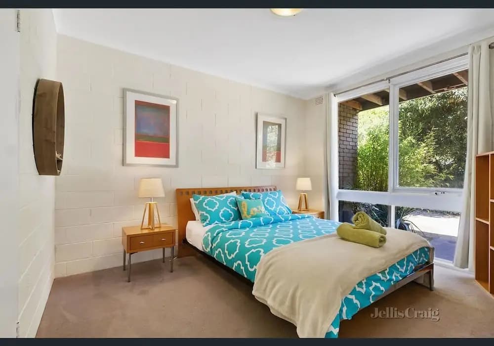 Bayside St Johns Close - photo 2