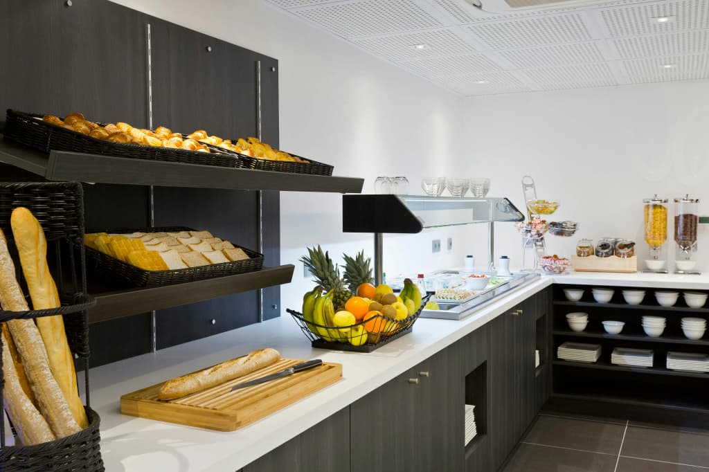 Simon's Boutique Hotel - photo 10