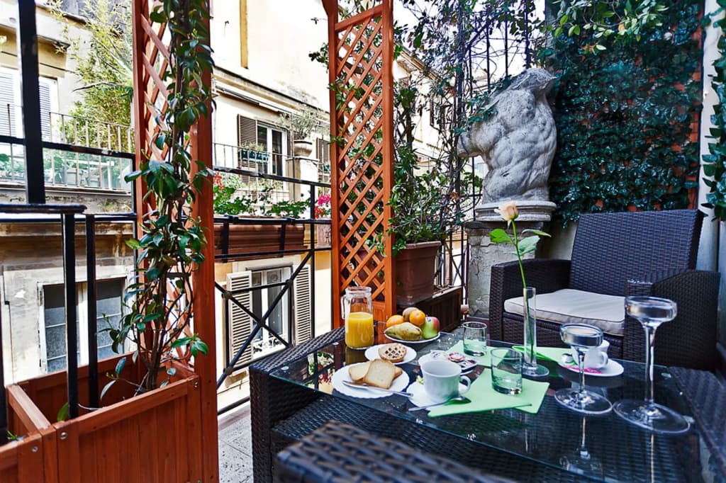 Pantheonview - Luxury Suites - photo 24