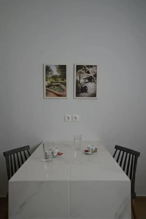 Tip Top Suites - photo 23
