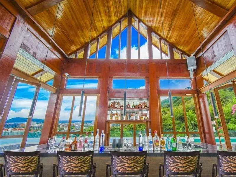 The Aristo Seaview Patong - photo 32