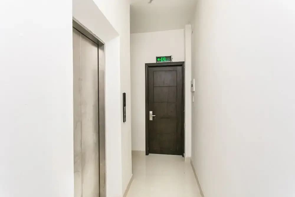 OYO 736 Noir Apartment - photo 10