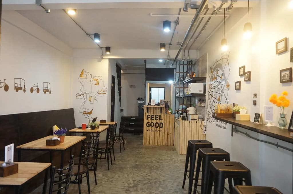 Feel Good Bangkok Hostel - photo 29