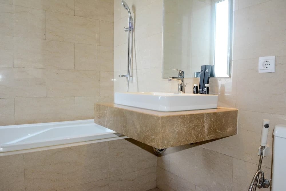 Great Location Studio at Menteng Park Apartment - photo 7