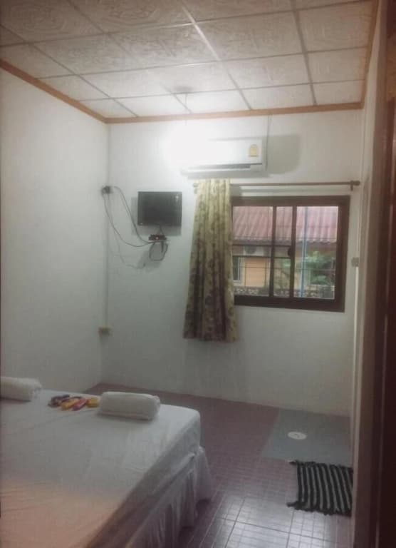 OYO 1056 Hero Phuket - photo 2