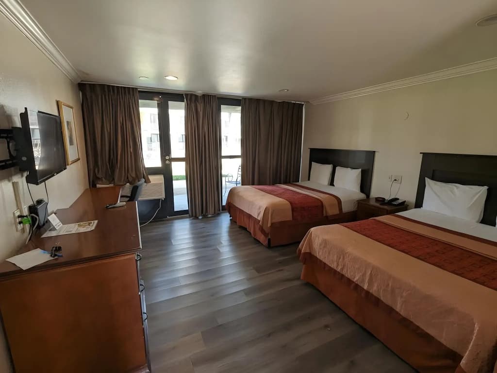 Valley Inn - photo 34