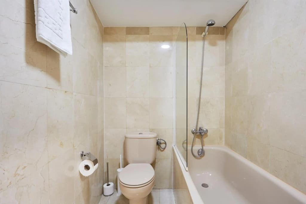 LEEWAYS APARTMENT I in GRAN VÍA - photo 8