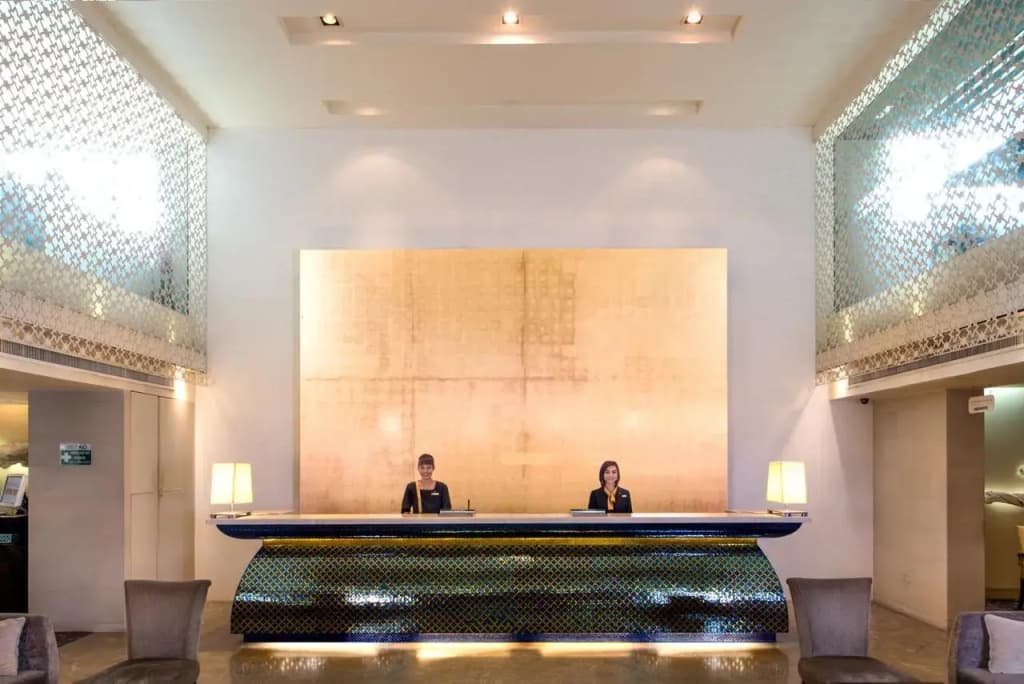 Furama Silom Hotel - photo 11