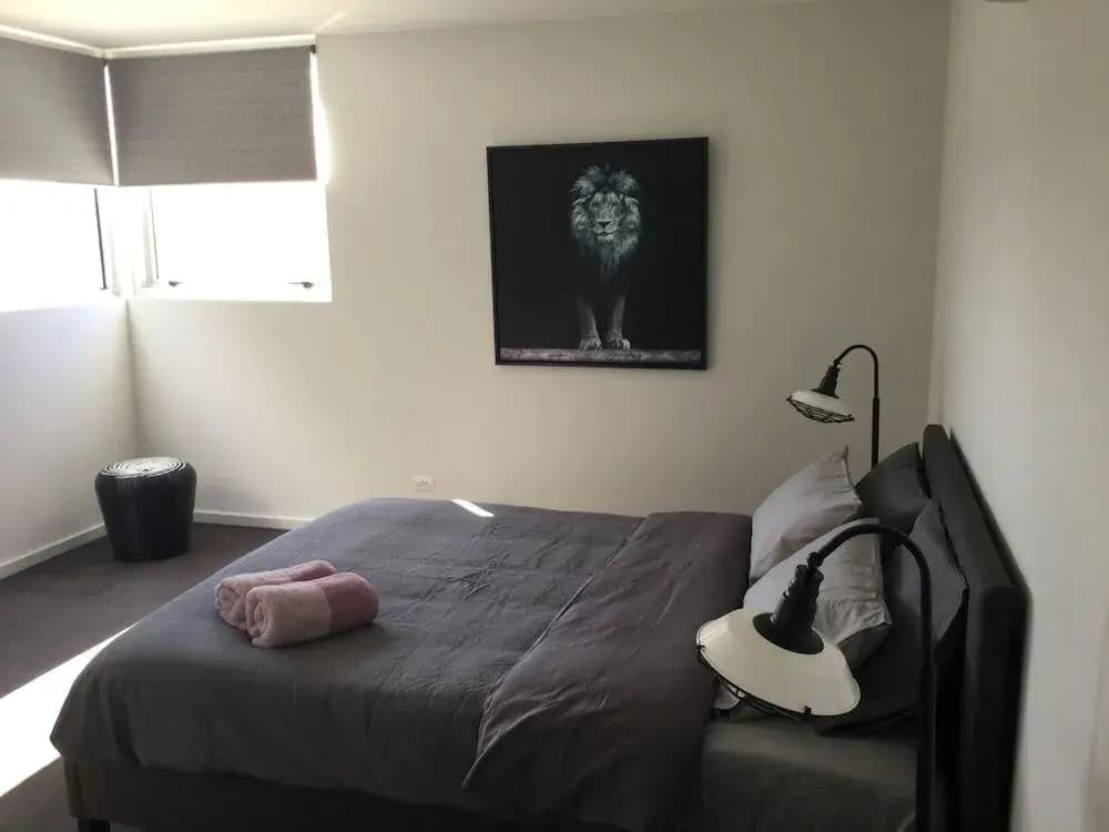 Sub Penthouse On Barkly Street - photo 1