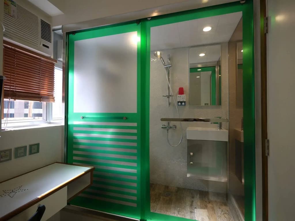 Panda's Hostel - Star Ferry - photo 3