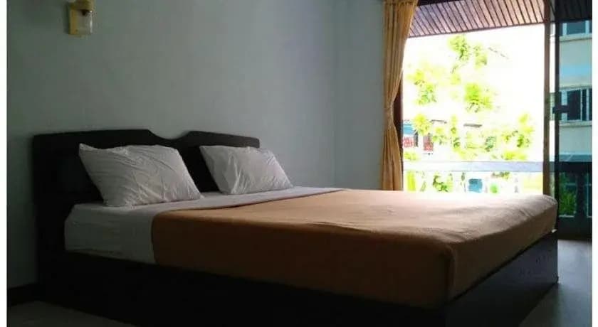 Peter Kamala Guesthouse - photo 6