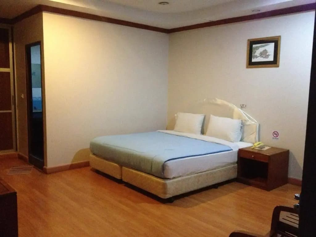 Max One House - photo 4