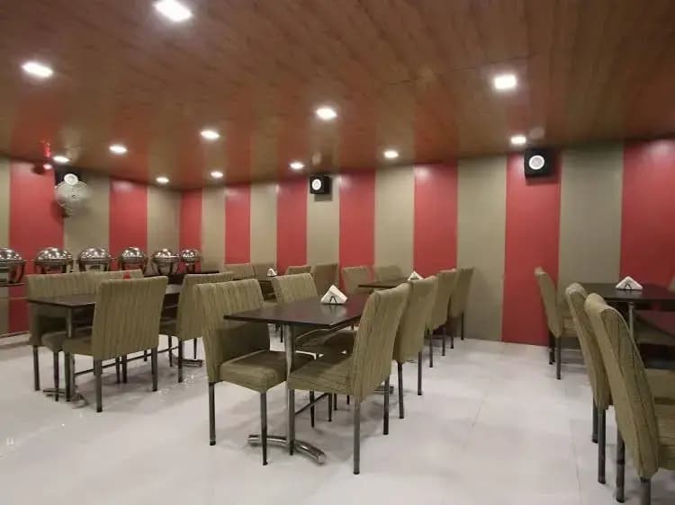 Hotel Tribhovan Palace - photo 7