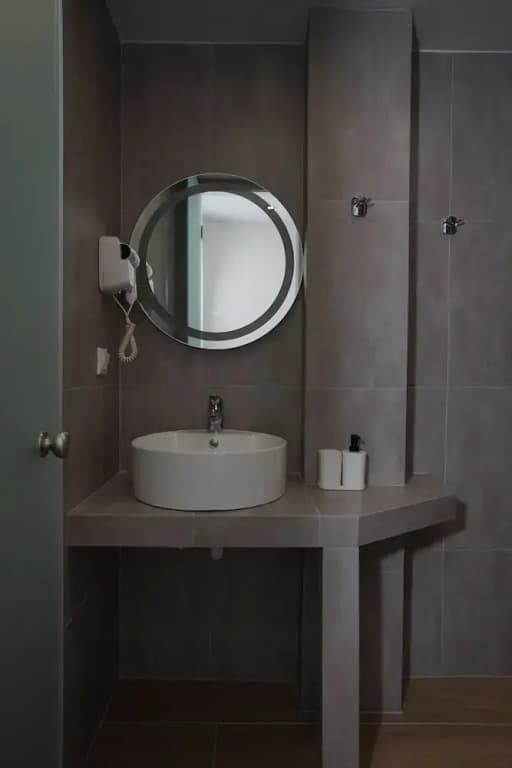 Tip Top Suites - photo 42