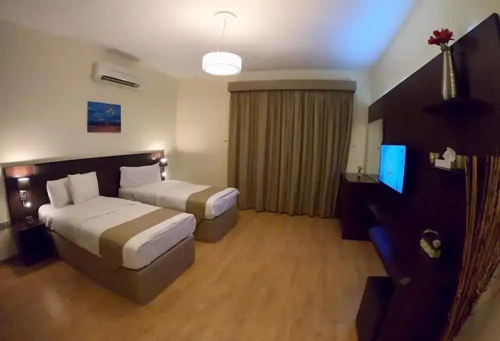 Weekdays Hotel - photo 5