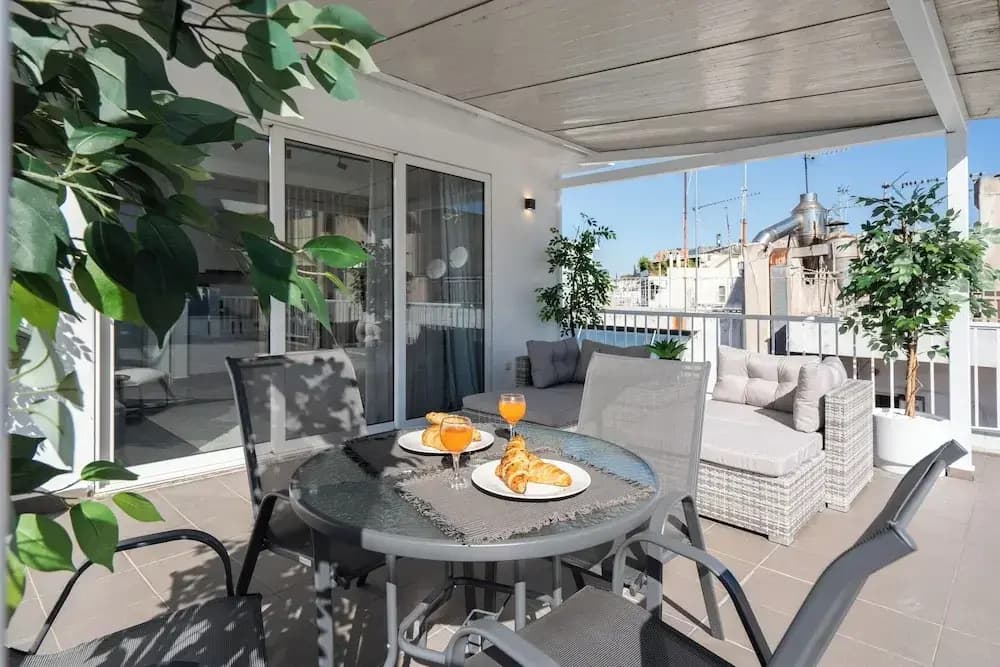 City View Penthouse with Large Terrace - photo 15