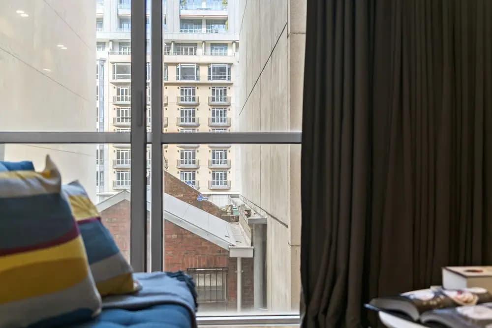 Kristina, 1BDR Melbourne Apartment - photo 4
